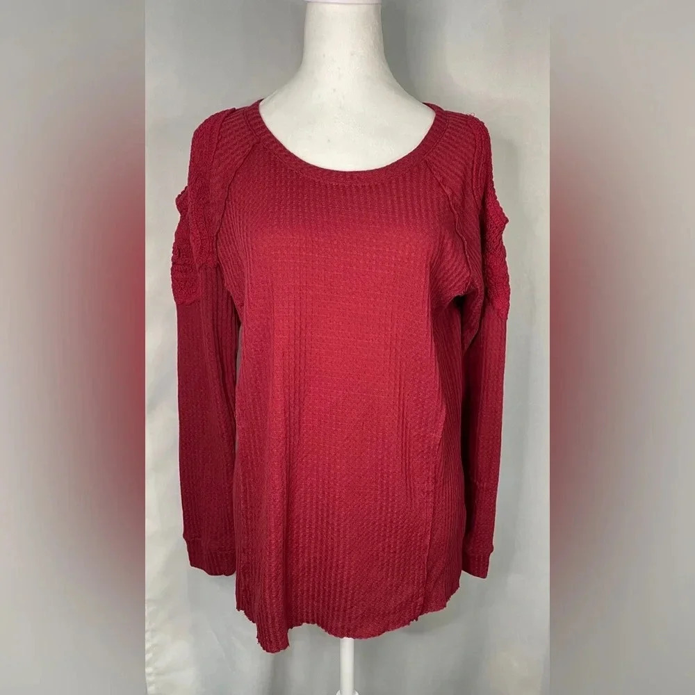 EST. 1946 long sleeve cold shoulder shirt